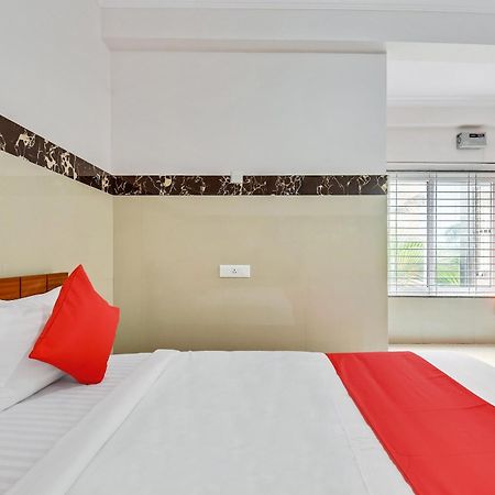 Hotel O Sri Sai Guru Comforts Yelahanka Zewnętrze zdjęcie