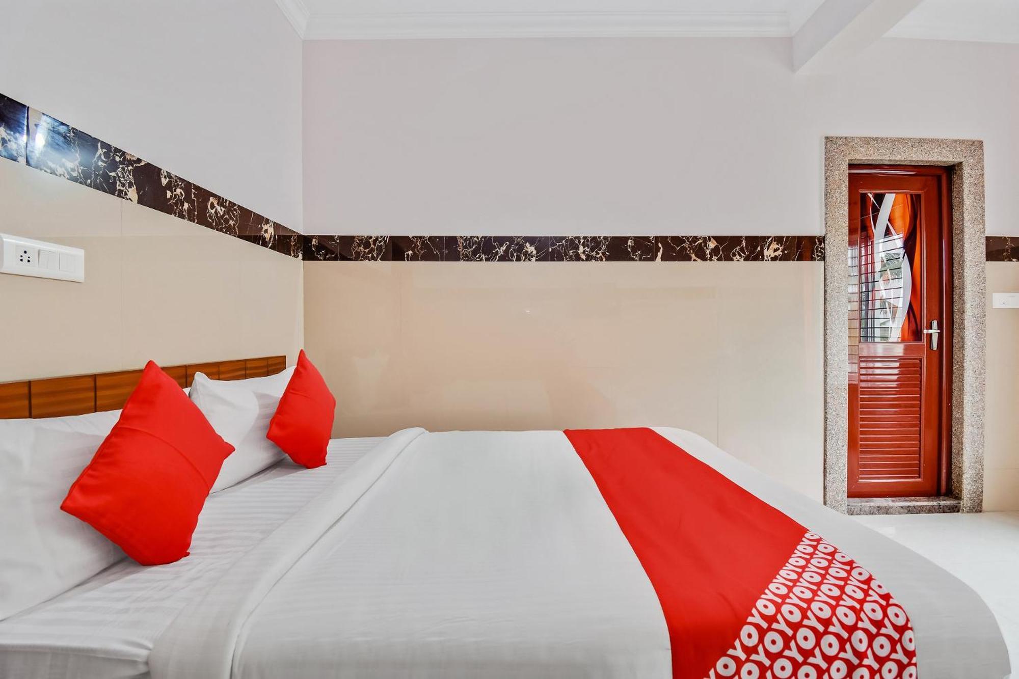 Hotel O Sri Sai Guru Comforts Yelahanka Zewnętrze zdjęcie
