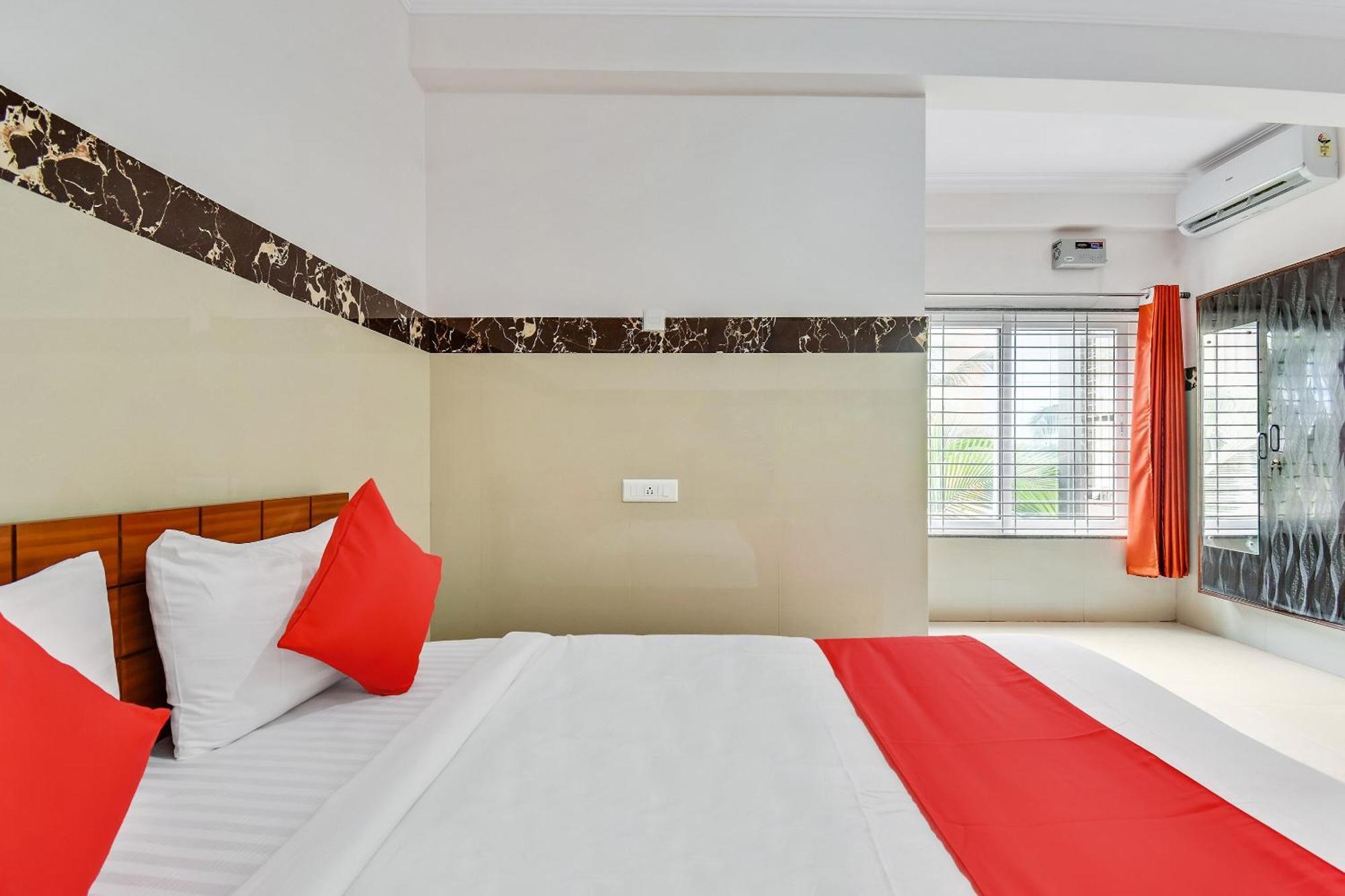 Hotel O Sri Sai Guru Comforts Yelahanka Zewnętrze zdjęcie